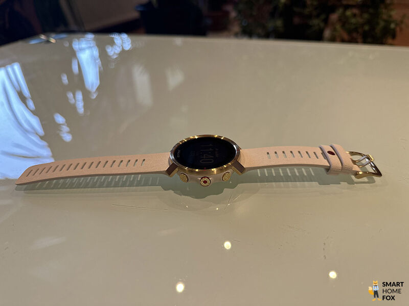 Man sieht das Design der Polar Grit X Pro.